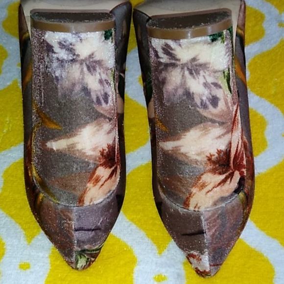 HP🥳 Nine west,  Heels 9M. - Picture 3 of 11